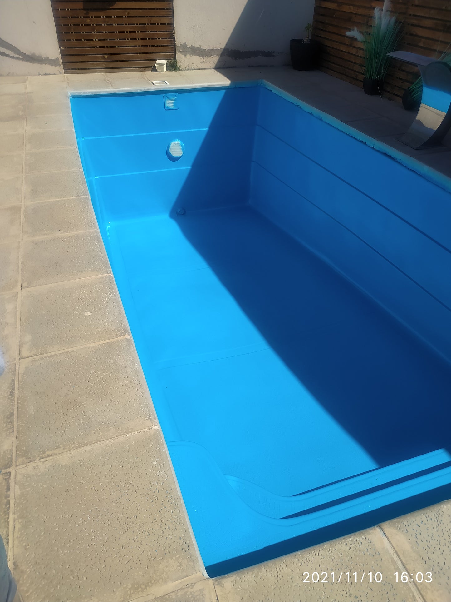 PISCINA FIBRA DE VIDRIO 4.3 X 2,3